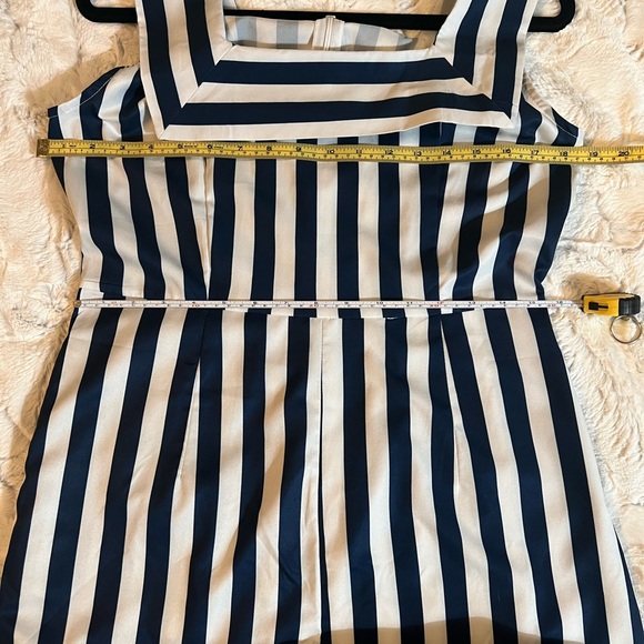 Romper with skirt that is not attached - Picture 4 of 7